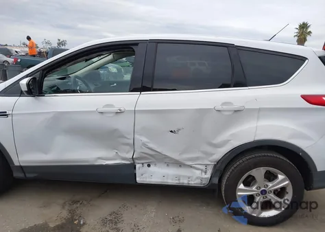 2015 Ford Escape Se z USA, uszkodzony, nr VIN 1FMCU0GX0FUB31592